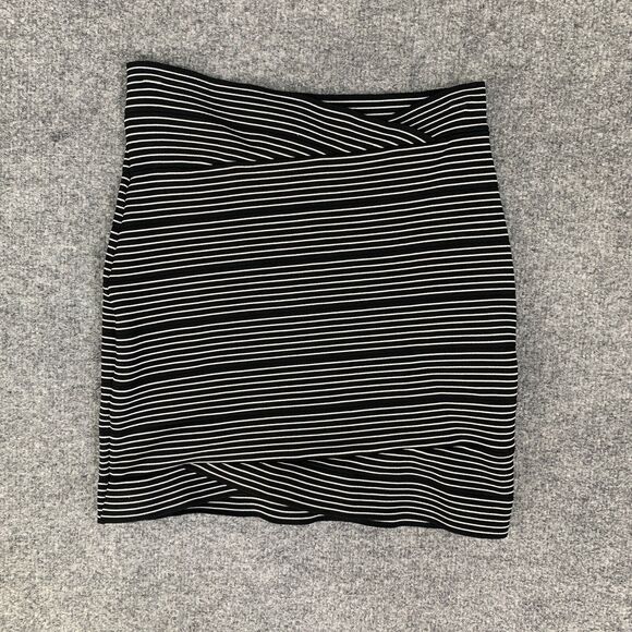 BCBGMaxazria Skirt Womens XS Extra Small Black White Striped Bandage Knit Mini - Picture 2 of 10
